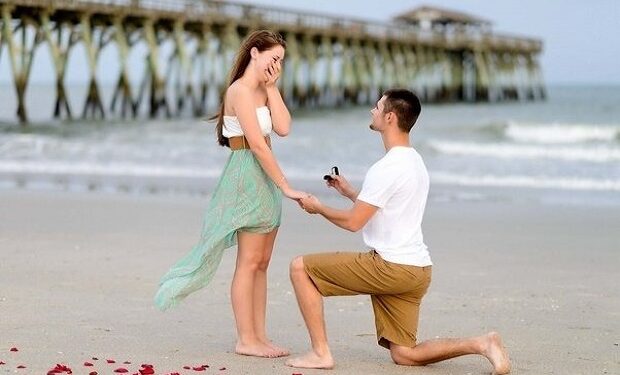 Avoid these five mistakes while proposing to the person you love