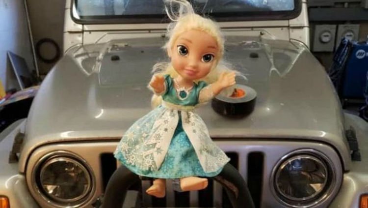 Woman Claims “Haunted” Elsa Doll Keeps Coming Back After Being Thrown Away