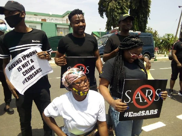 End SARS: 'Having a laptop is not a crime' - Nigerians in Ghana join protest