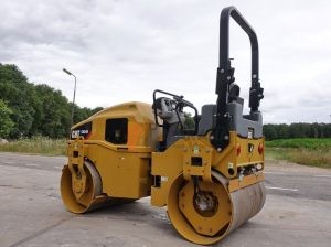Caterpillar CB34B road roller
