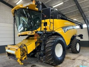 New Holland CX860