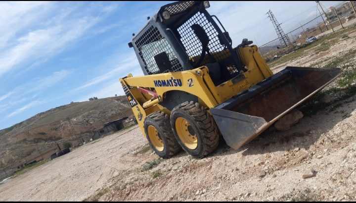 KOMATSU 714