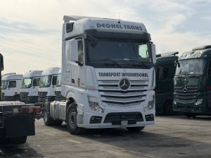 مرسيدس أكتروس